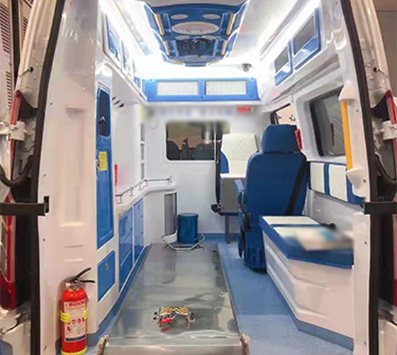 额尔古纳市车辆内部展示