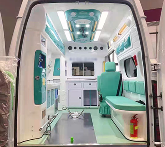 额尔古纳市车辆内部展示